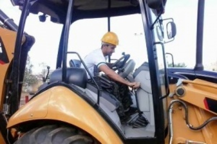 Vereadores aprovam reajuste para motoristas e operadores de m&aacute;quinas da Secretaria de Obras