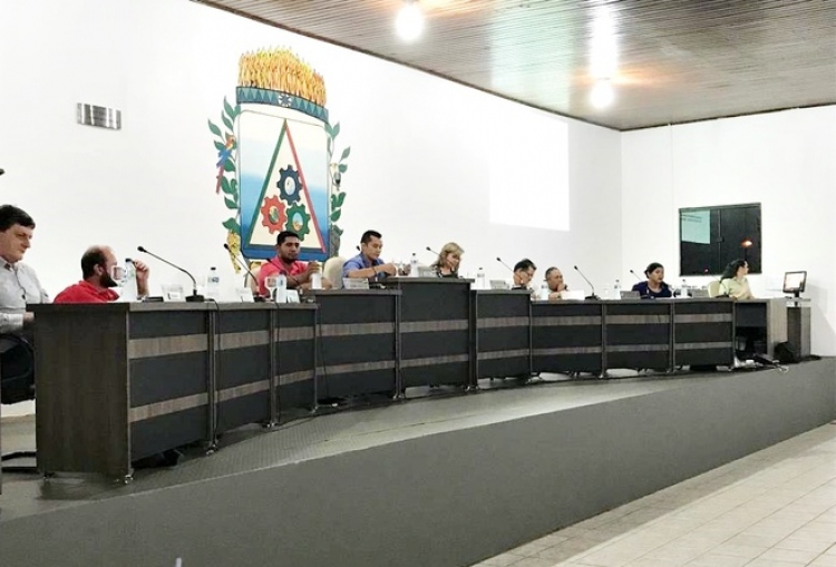 Vereadores fazem solicita&ccedil;&otilde;es para &aacute;reas urbana e rural